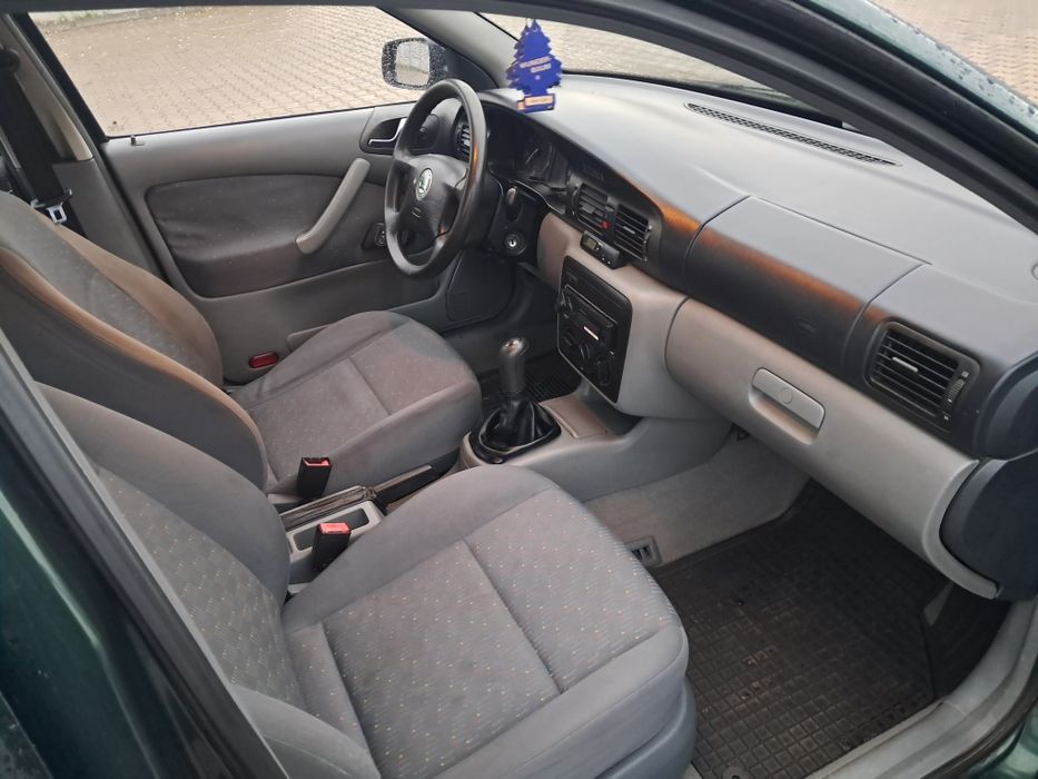 Sprzedam Skode Octavie 1.4 benzynka