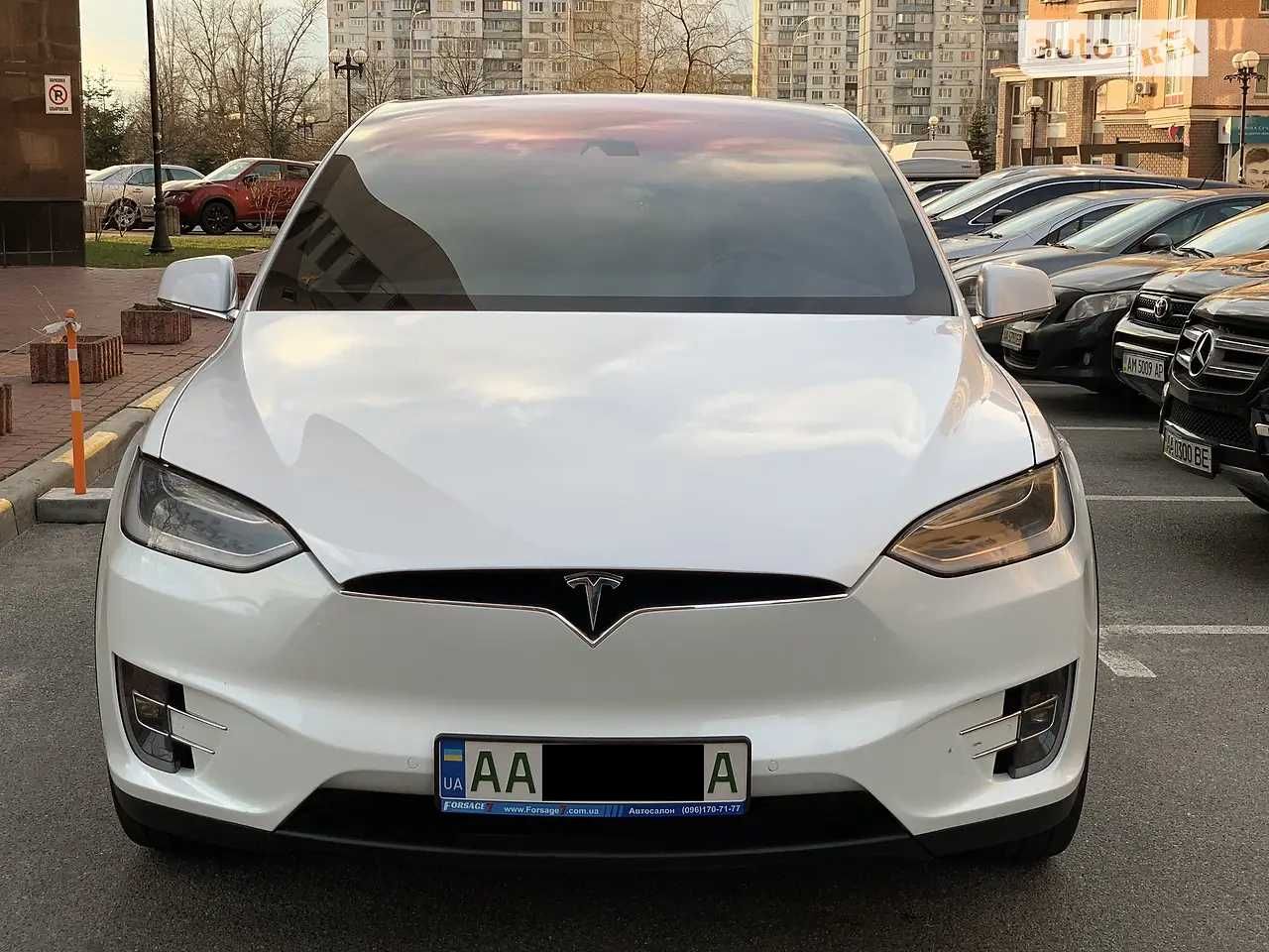 Продам Tesla Model X 90D, 2016, в рассрочку