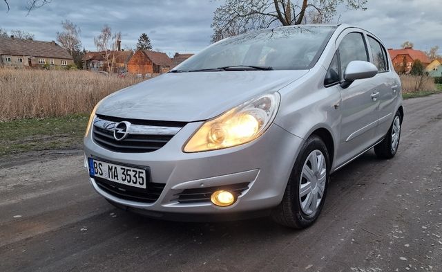 Opel Corsa D Benzyna Klima Elektryka 5 Drzwi