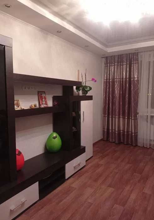 Продам 3 к. квартиру Григоровское шоссе метро Холодная Гора ремонт газ