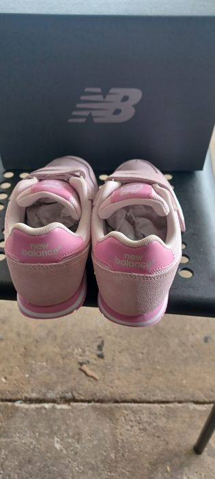 Sapatilhas New Balance 373 N35