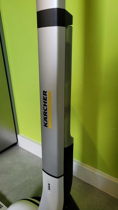 Mop elektryczny FC 3 PREMIUM HOME LINE bezprzewodowy.