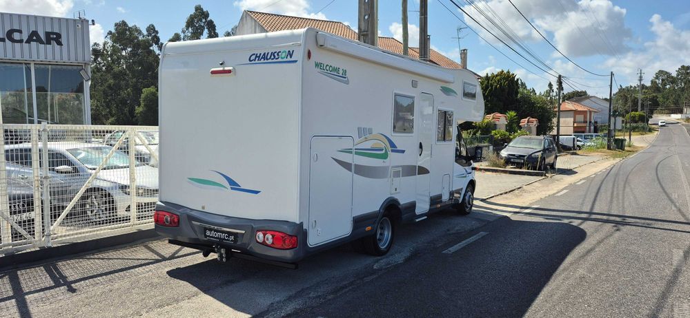 FORD TRANSIT 2.4 TDCI 140 CV - CHASSON 28 - 5 LUGARES - 6 DORMIDAS