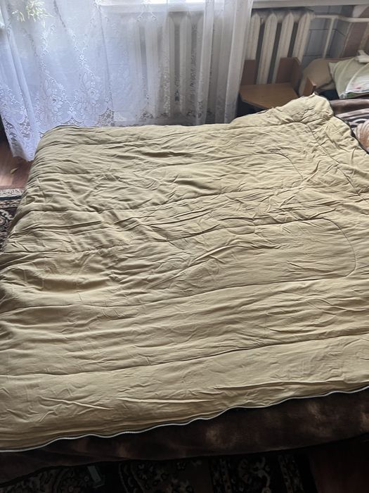 Спальний мішок, одіяло