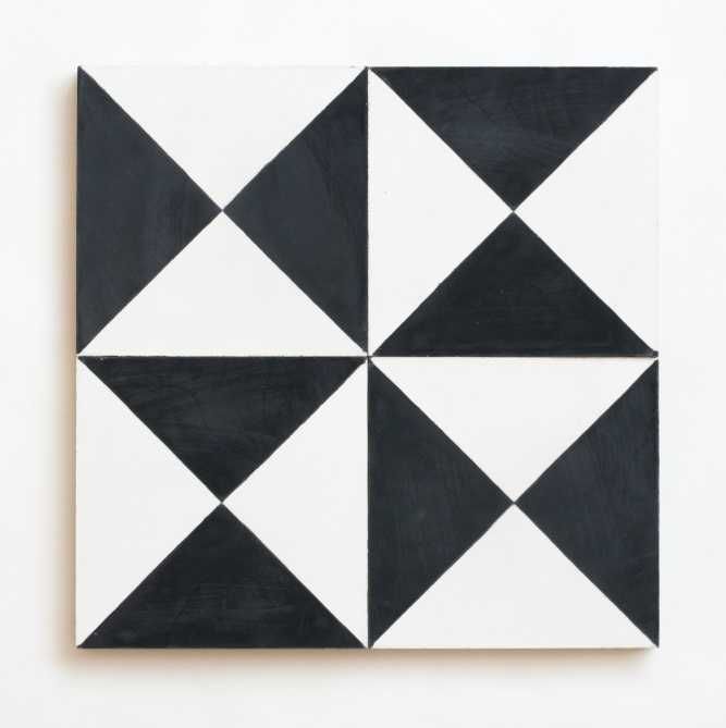 Mosaico Hidráulico Verdadeiro produzido manualmente Preto e Branco
