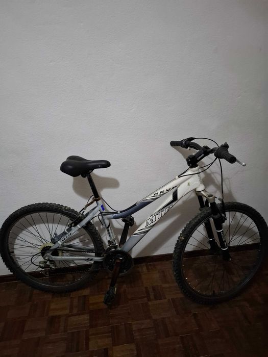 Bicicleta MTR REVO