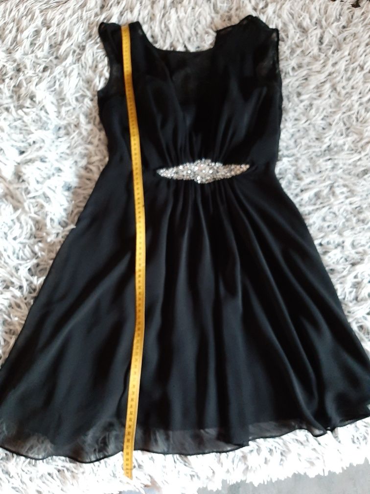 Mała Czarna sukienka