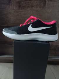 Buty Nike r.35,5