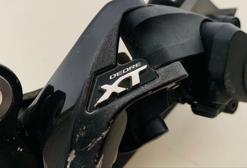 Komplet przerzutek z manetkami Shimano Deore XT M8000 (Enduro, Trail)