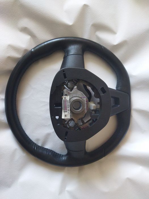 Кожне кермо/,,руль,, Ніссан рог 2017 р.в