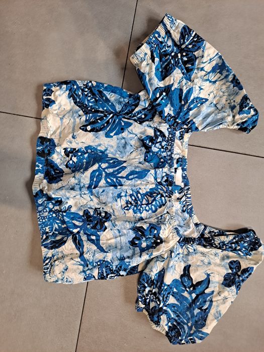 Bluzeczka elegancka w kwiaty rozmiar s/m