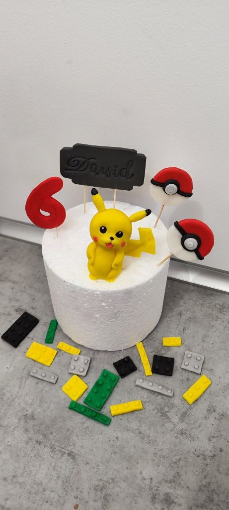 Pokemony z masy cukrowej dekoracja jadalna na tort