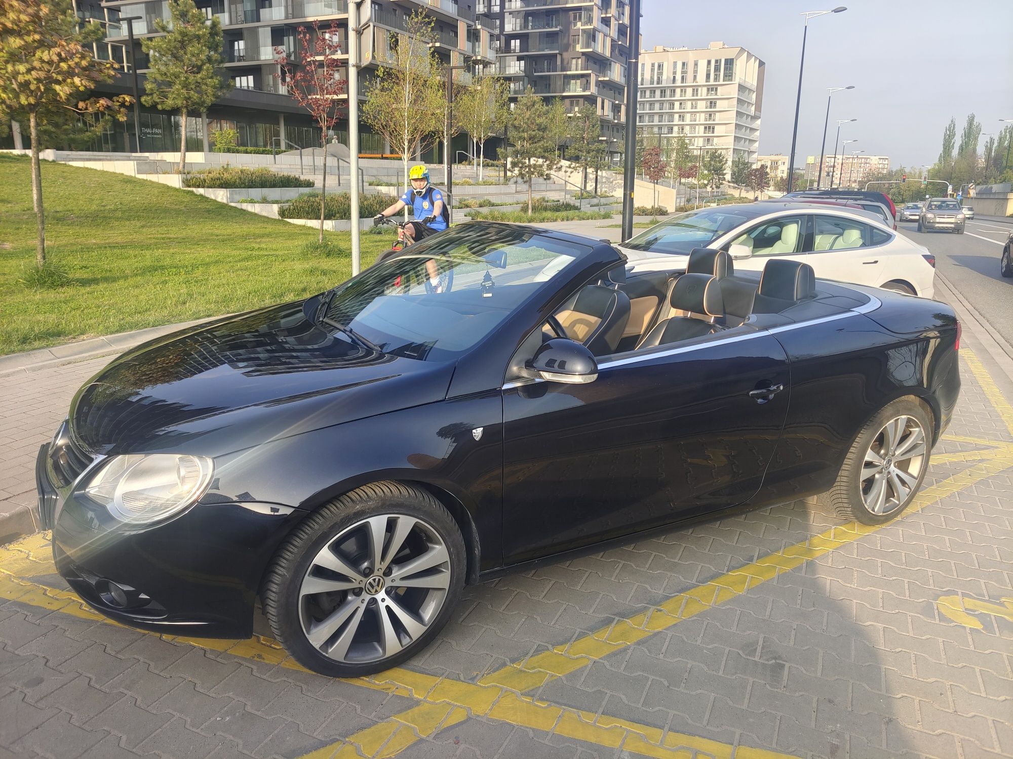 Kabriolet Volkswagen Eos 2,0tdi Doinwestowany Cabrio Wersja Individual