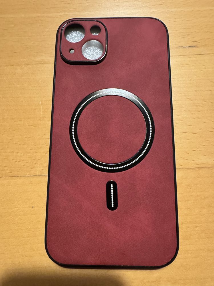 Etui do iPhone 12 i iPhone 15 Plus nowe. MagSafe