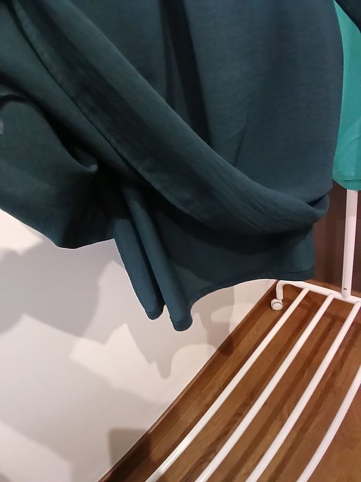 Шифонова сукня середньої довжини h&m темно-зелена