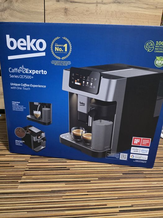 Ekspres do kawy Beko CaffeExperto CEG 7348x czarno srebrny