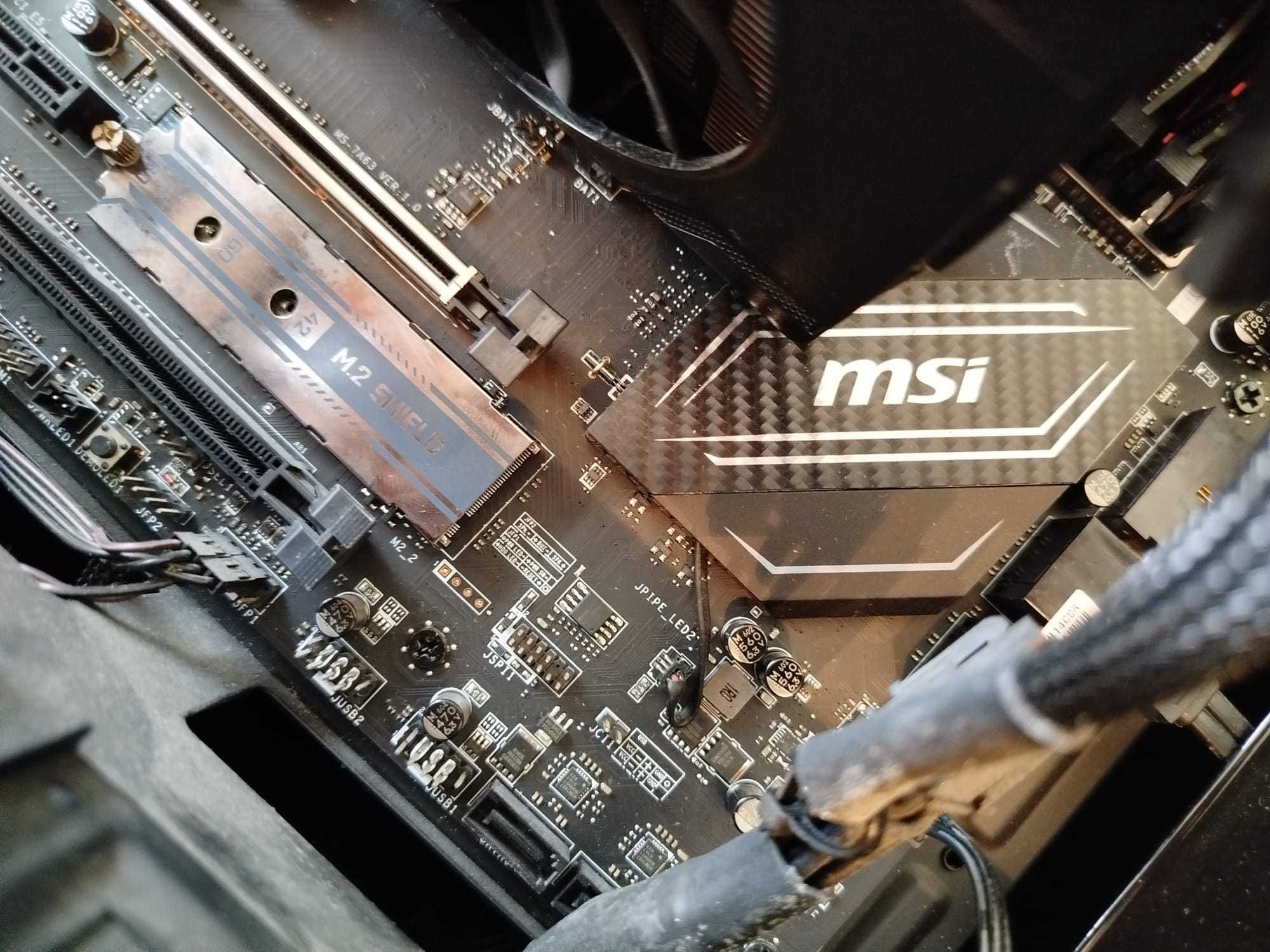 MSI Z270 Gaming Pro Carbon ATX – Suporte Intel 6ª/7ª geração