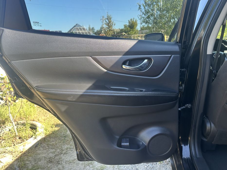 Авто Nissan  Rogue .Терміново.