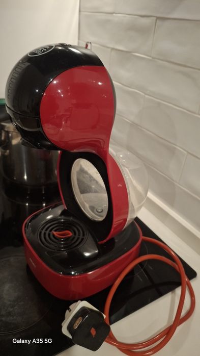 Vendo maquina de cafe dolce gusto e torradeira