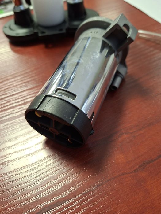 Podwójny klakson samochodowy 12V FARBIN 150 dB chromowany pneumatyczny