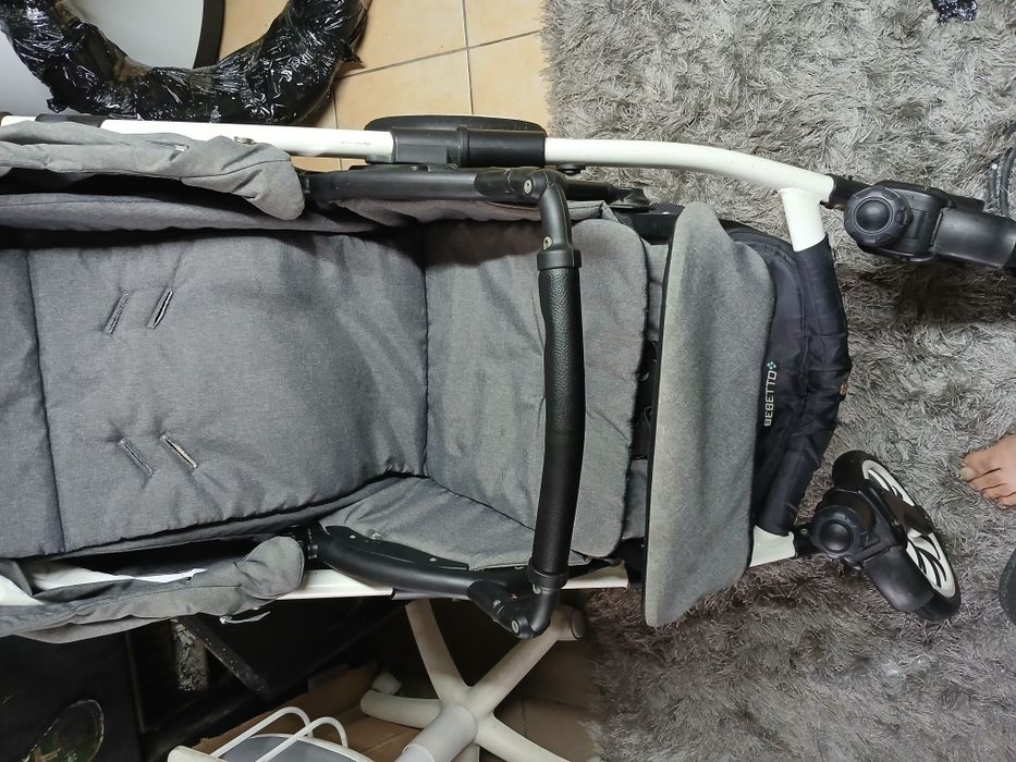 Wózek dziecięcy w bardzo dobrym stanie