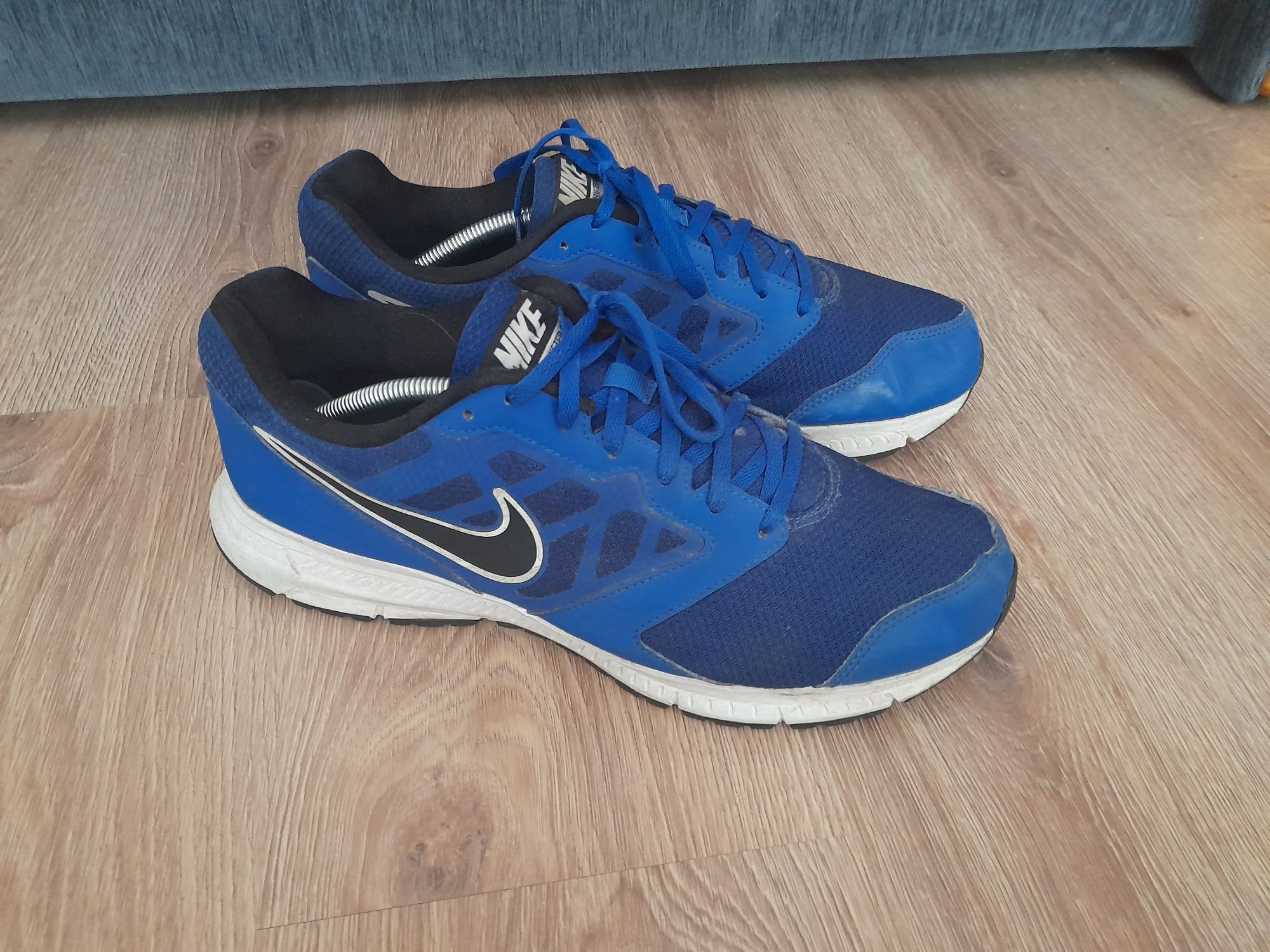 Nike Downshifter 6 buty sportowe rozmiar 46