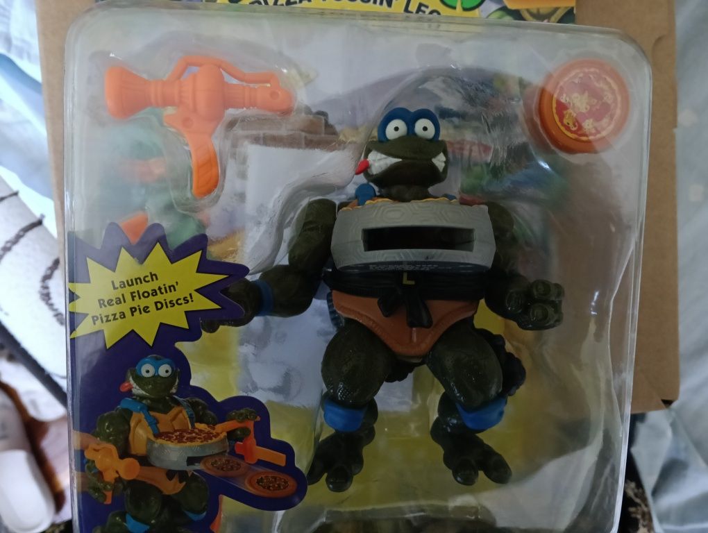 Tartaruga Ninja com lançador de pizzas