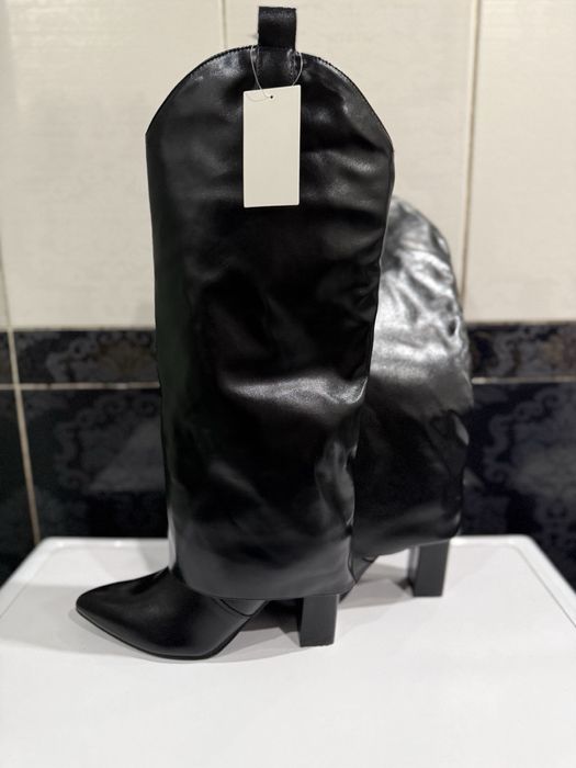 Сапожки женские