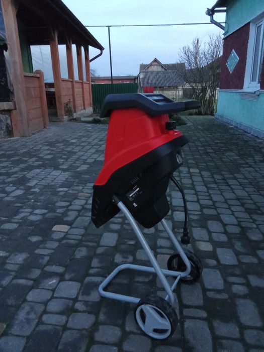 Гілко подрібнювач стан майже новий  більше по телефону