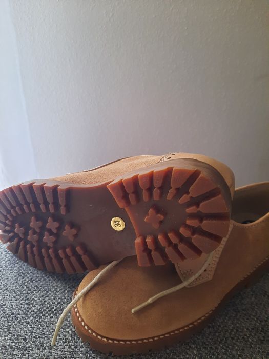 Sapatos carneira N° 34