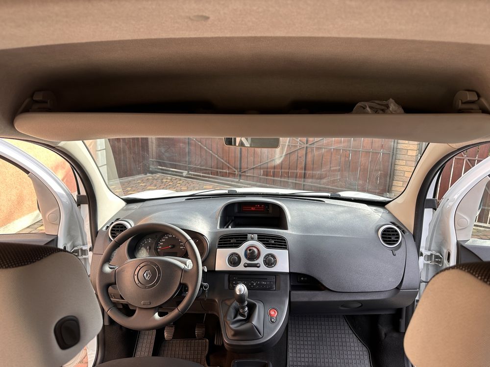 Продам Renault Kangoo 2012 81kw