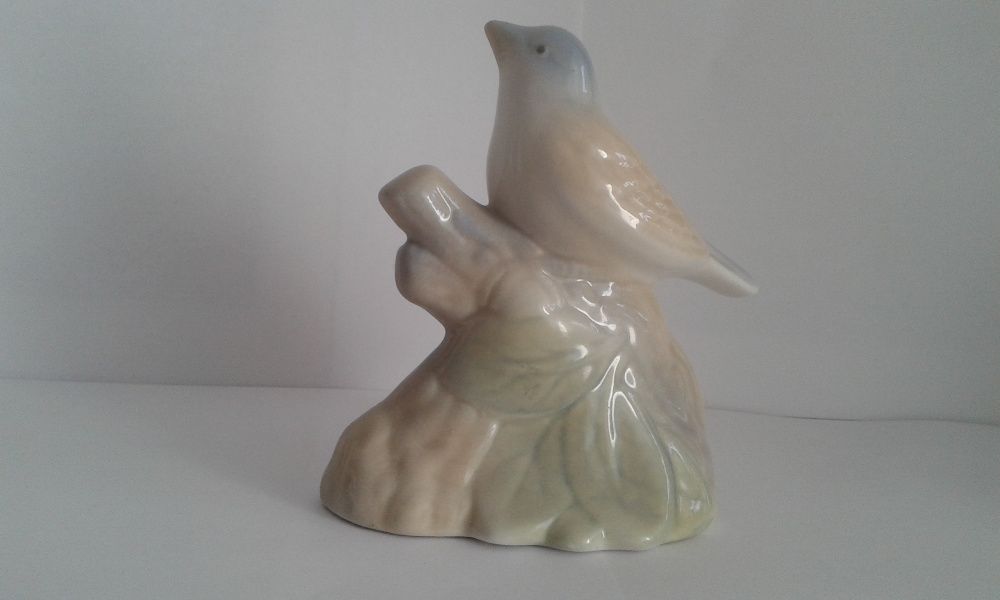 figurka porcelana ptak