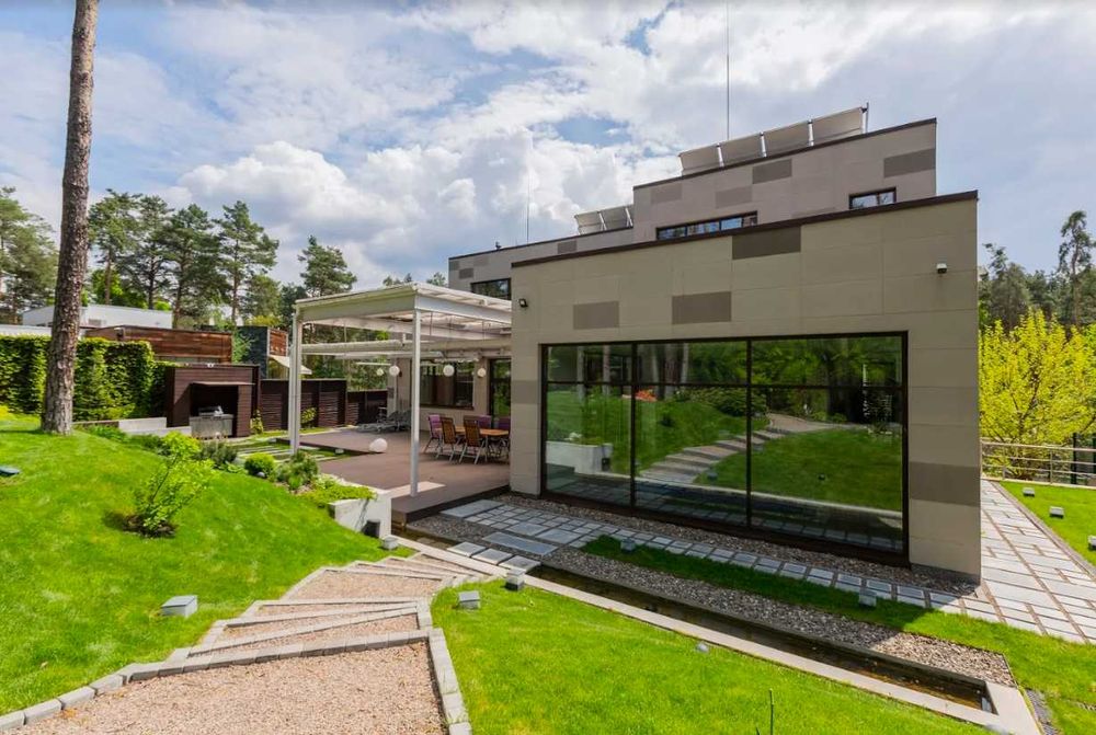 Продам сучасний будинок(700м2)з авторським ремонтом в Рудиках