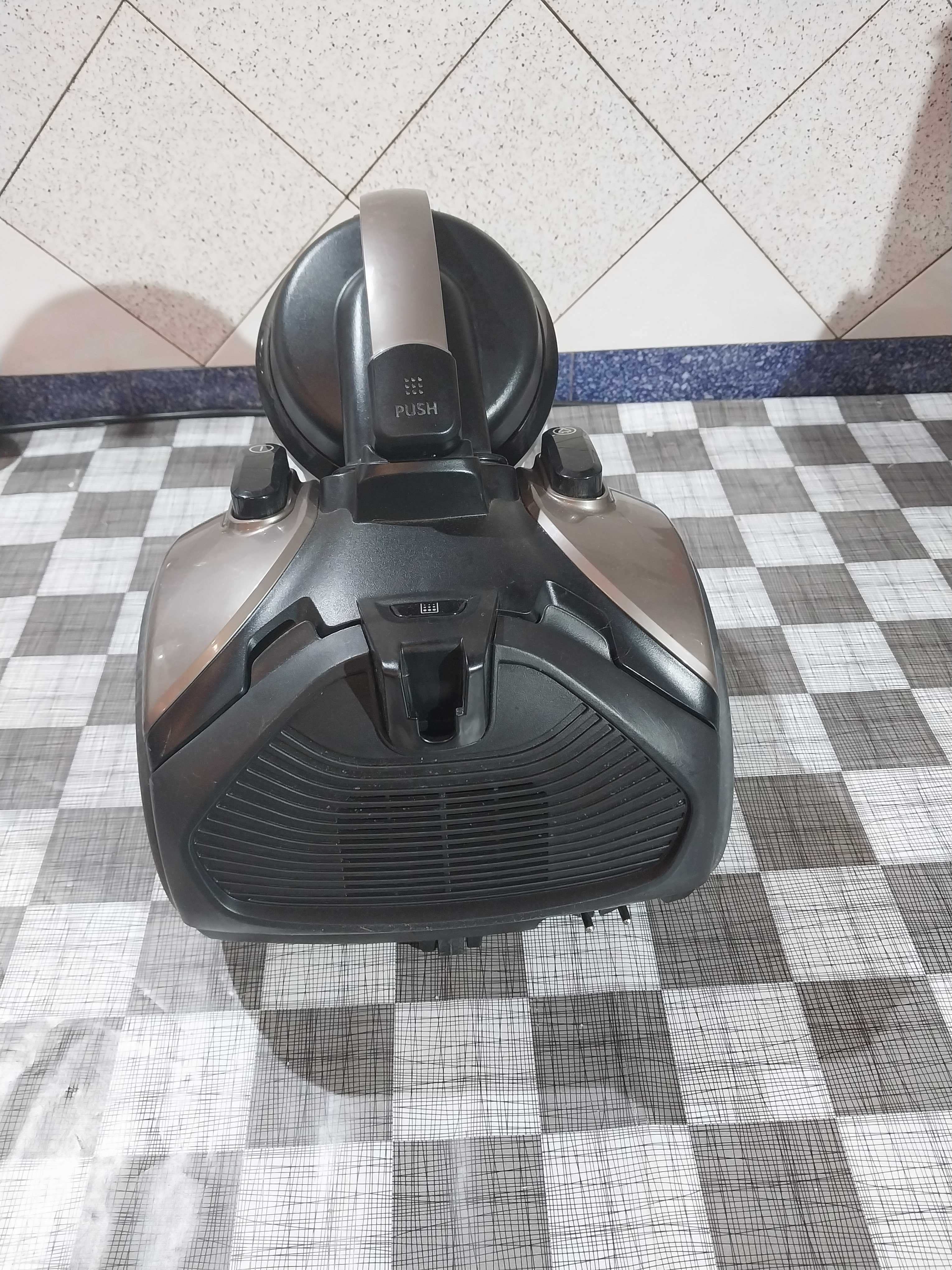пылесос SAMSUNG 390W Колбовый
