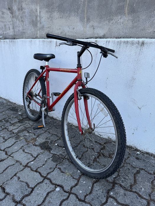 Bicicleta SPECIALIZED