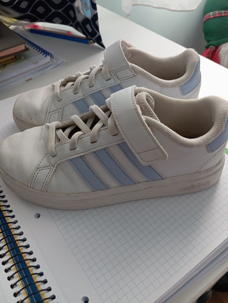 Adidasy 31 oryginalne dla dziewczynki