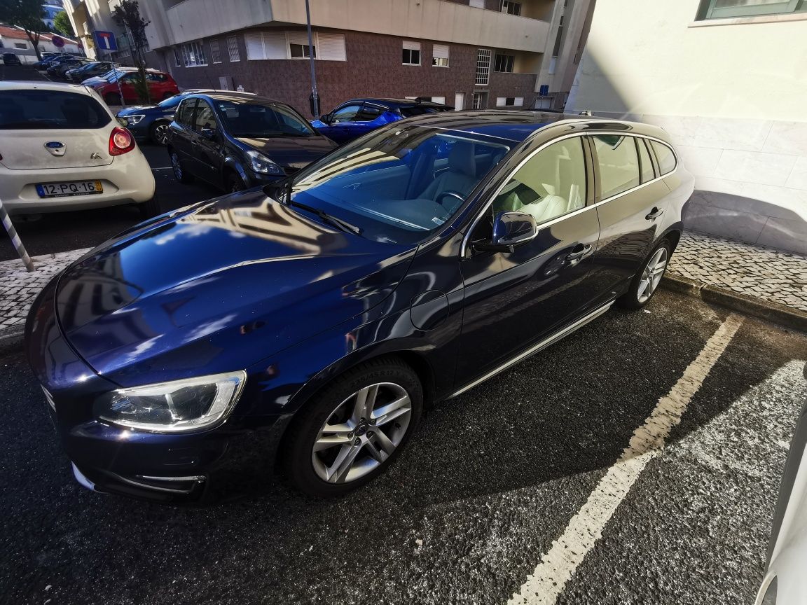 Volvo v60 d6 2014/10