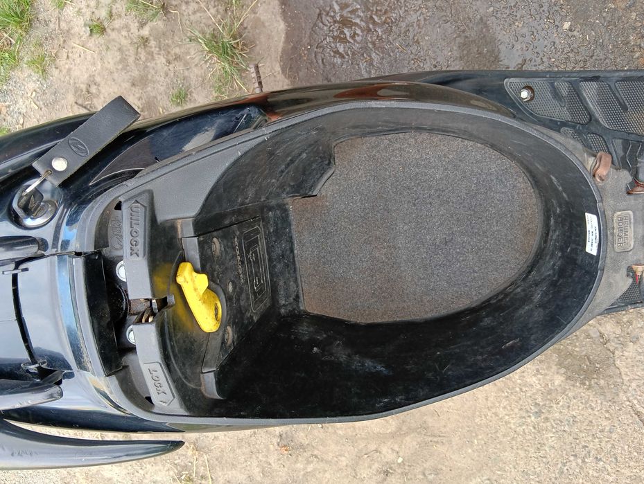 Продам скутер хонда діо 34 в хорошому стані