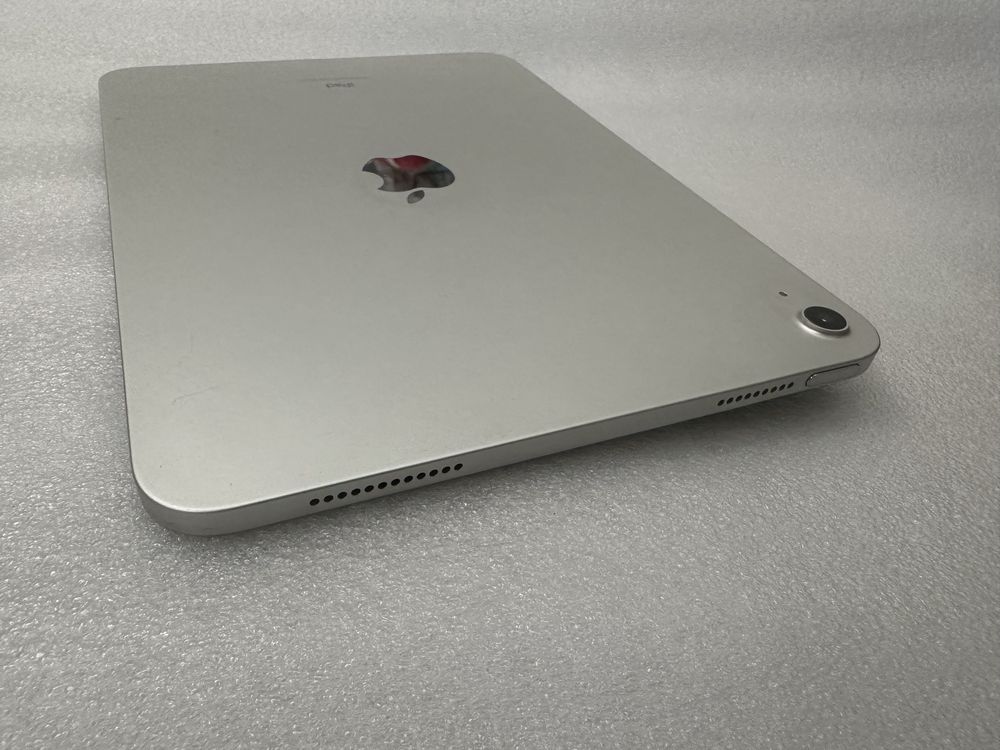 iPad 10 256гб 10.9 2022 нюанс на корпусі