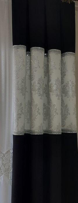 Firany zasłony czarne ze srebrnym ornamentem