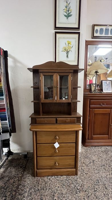 Vitrine pequena ideal para pequenas colecoes