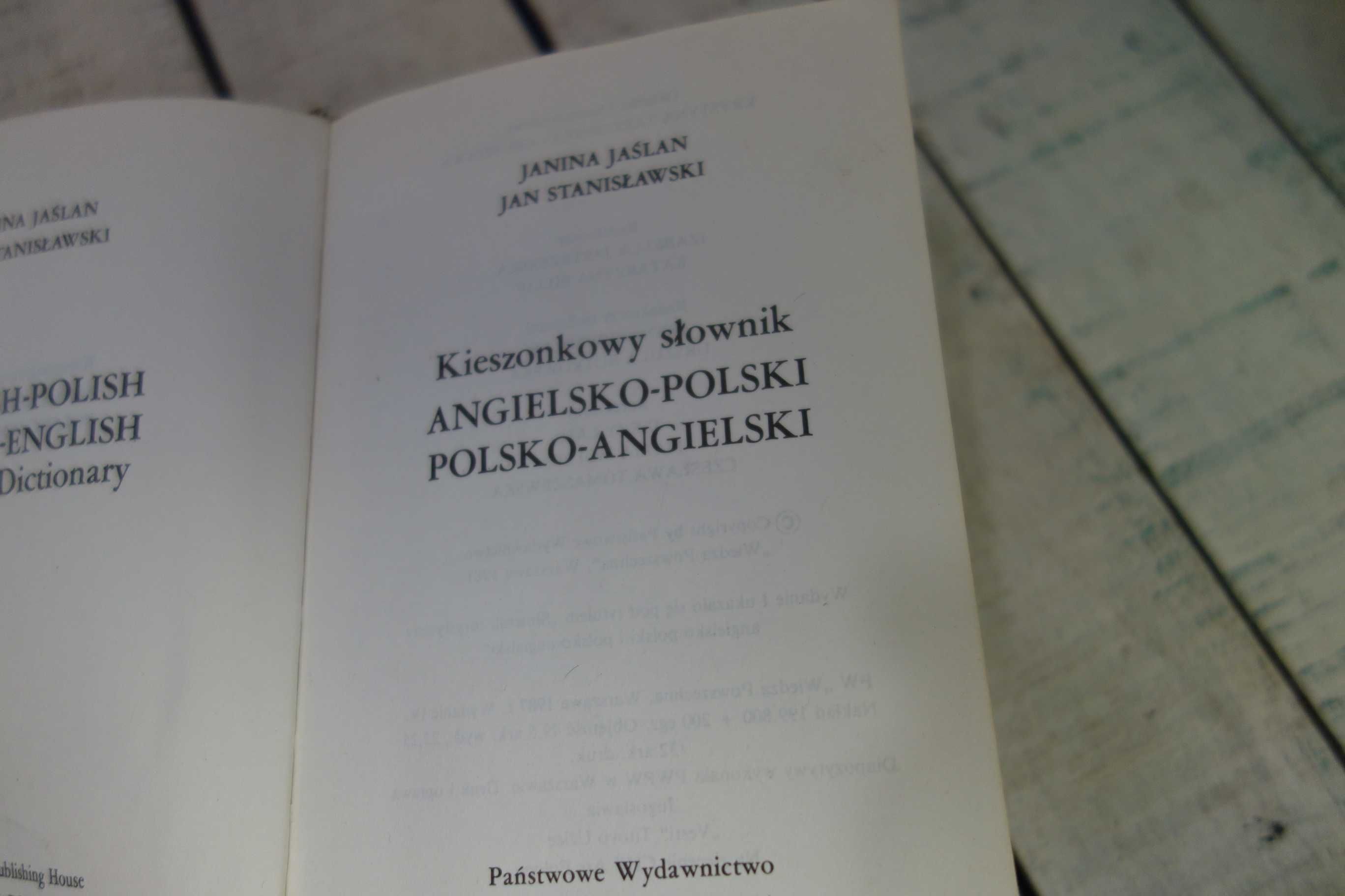 mały słownik angielsko-polski kieszonkowy kompletny