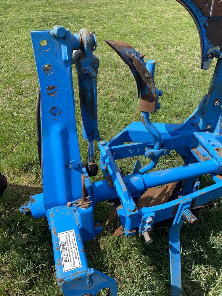 Плуг оборотний Lemken opal 90,090.Rabe Specht