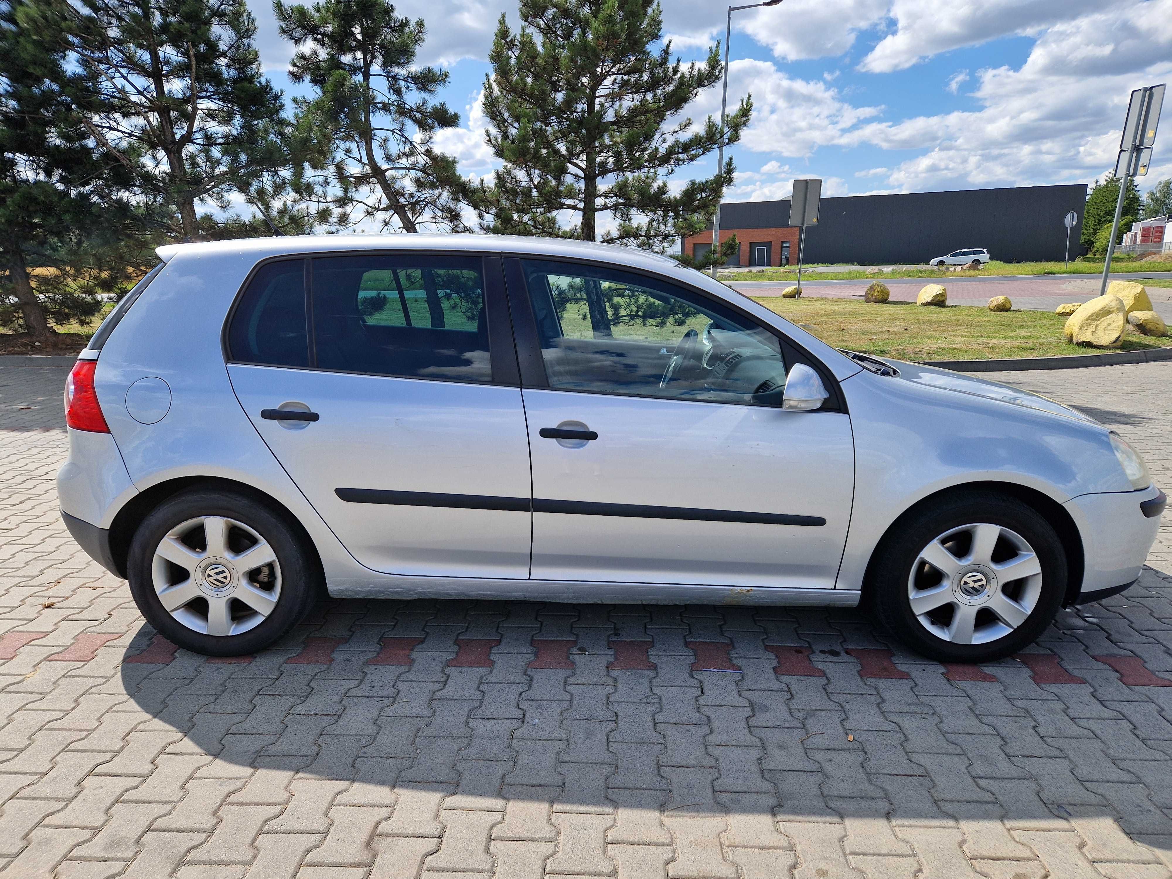 VW Golf 1.6 MPI 102KM Warto!