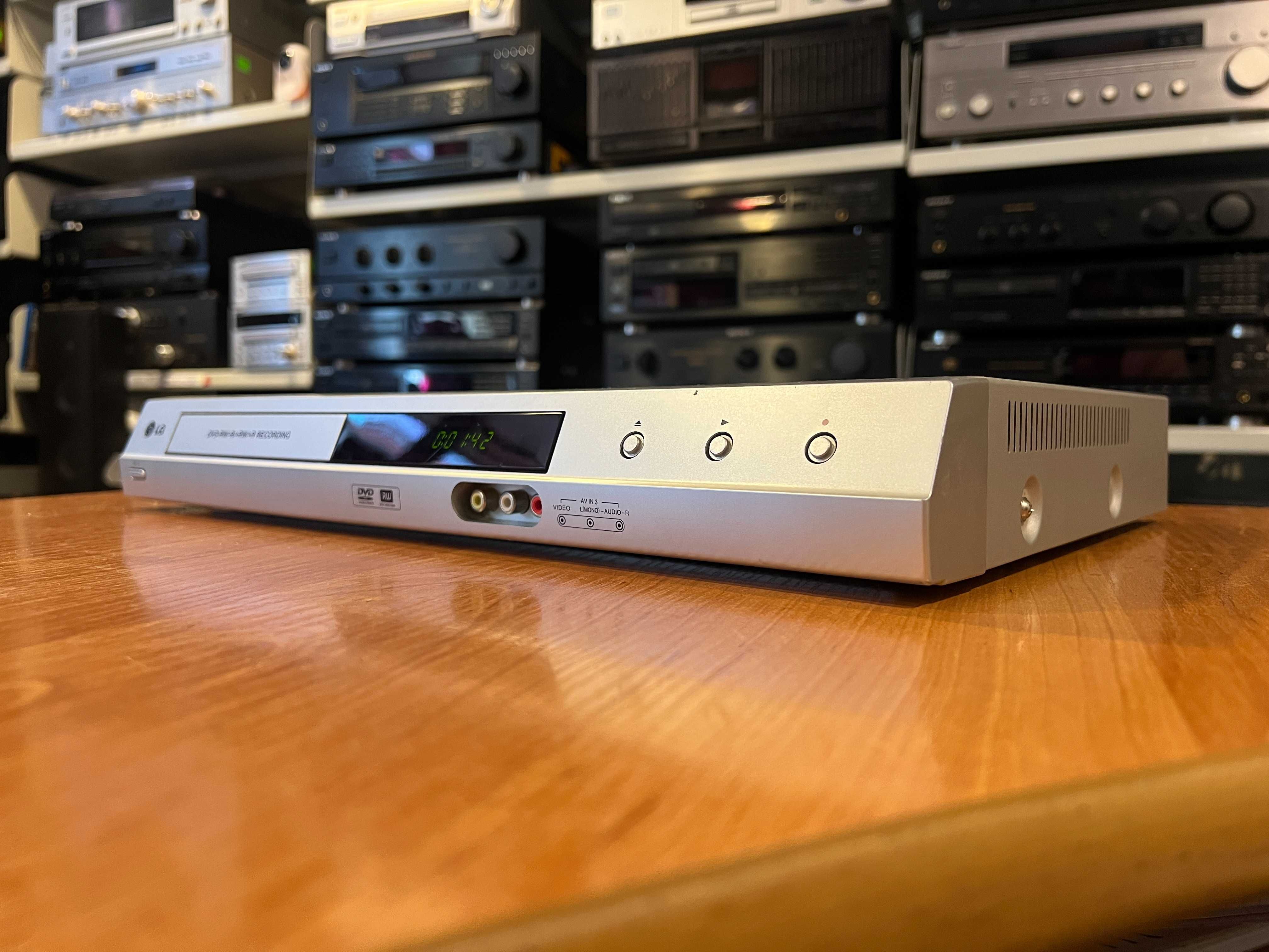 Odtwarzacz CD/DVD LG DR275 Audio Room