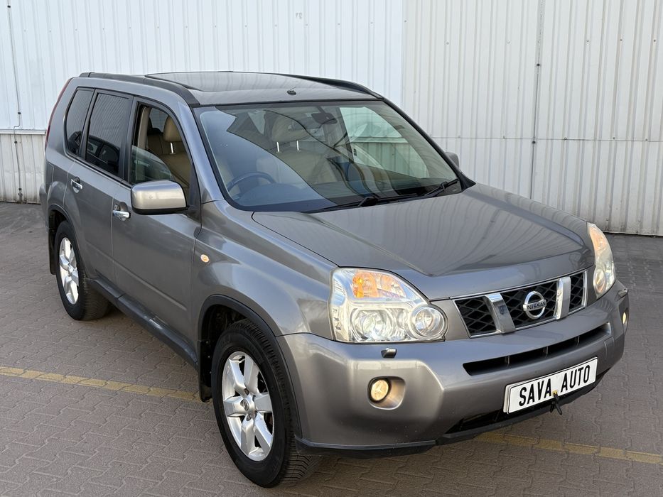 В Житомирі Nissan X Trail T31 2008 дизель автомат повний привід праве