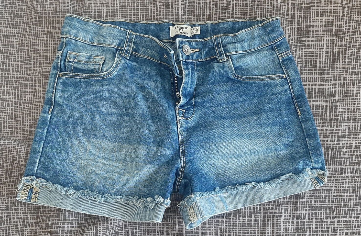 Дівчачі джинсові шорти на зріст 140