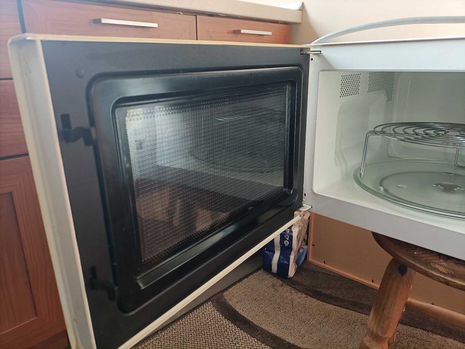 Kuchenka mikrofalowa Samsung