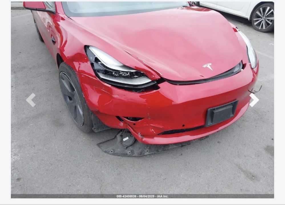 Продам в дорозі Tesla Model 3