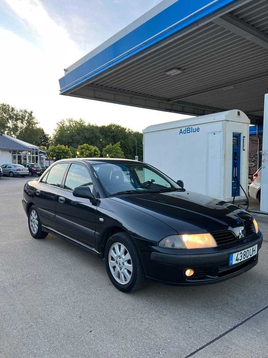Mitsubishi Carisma 1.3 Gasolina 2002 75cv